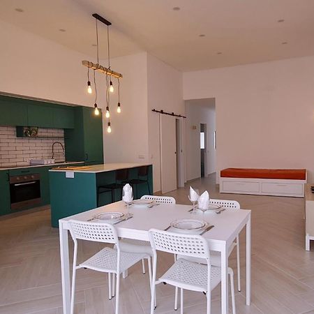 Coconut Monte Gordo Apartment Bagian luar foto