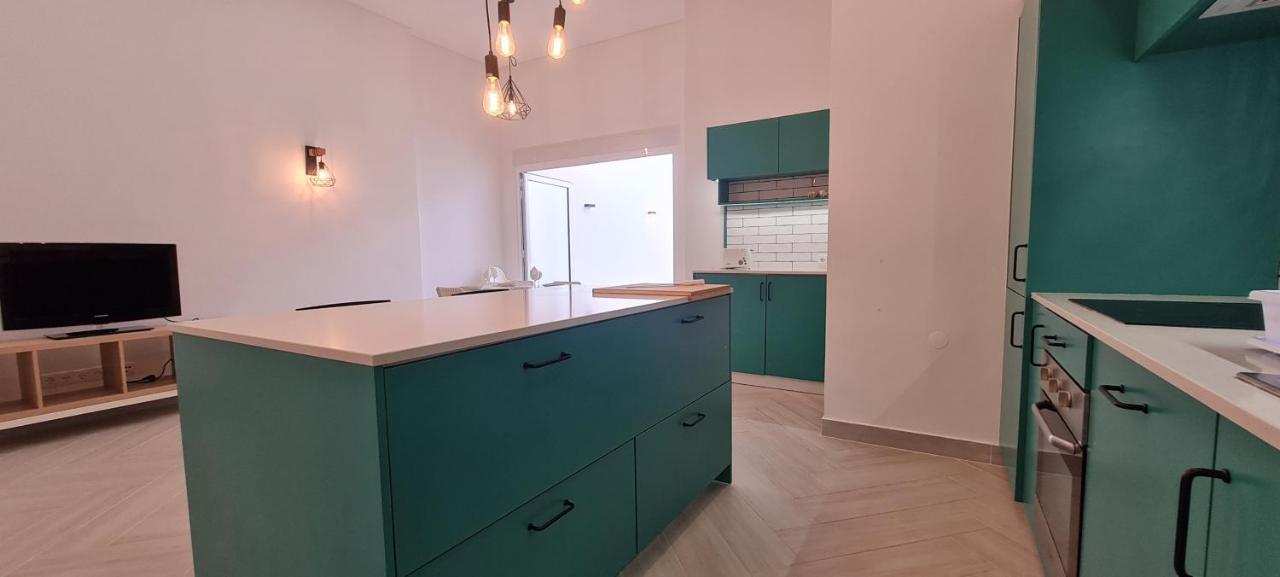 Coconut Monte Gordo Apartment Bagian luar foto